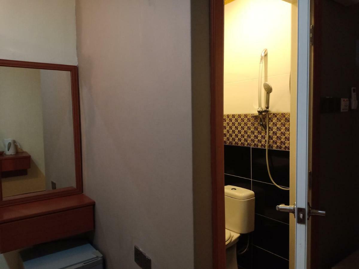 Tc Inn Business Hotel @ Seri Kembangan Exterior foto