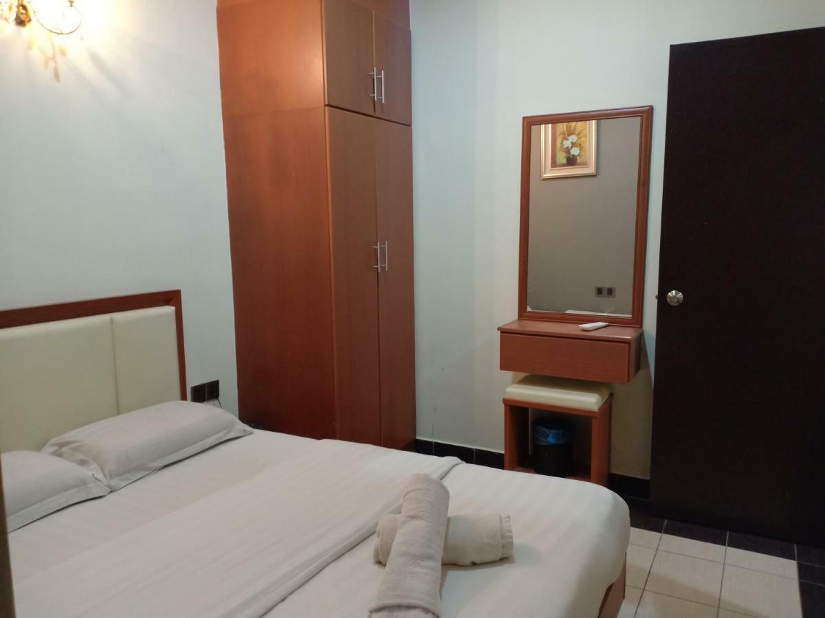 Tc Inn Business Hotel @ Seri Kembangan Exterior foto