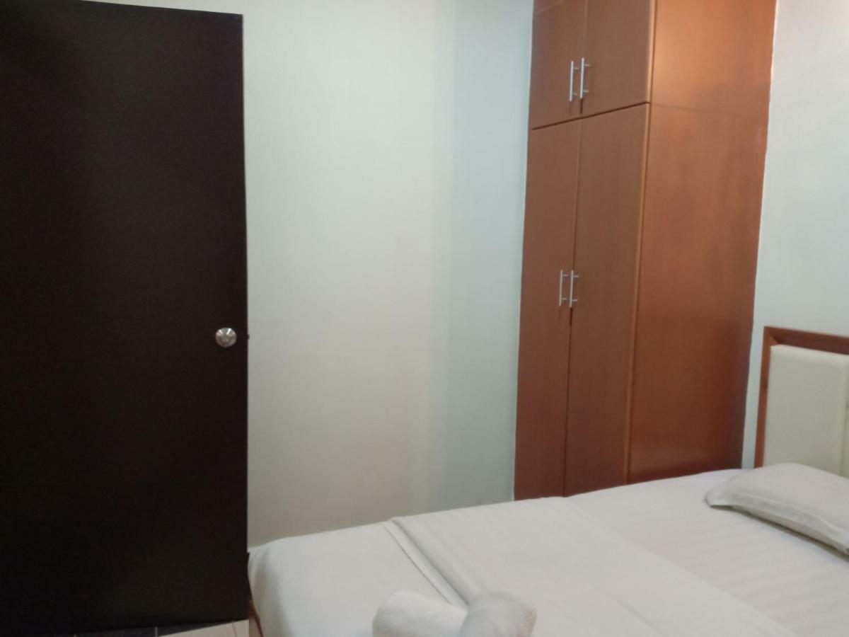 Tc Inn Business Hotel @ Seri Kembangan Exterior foto